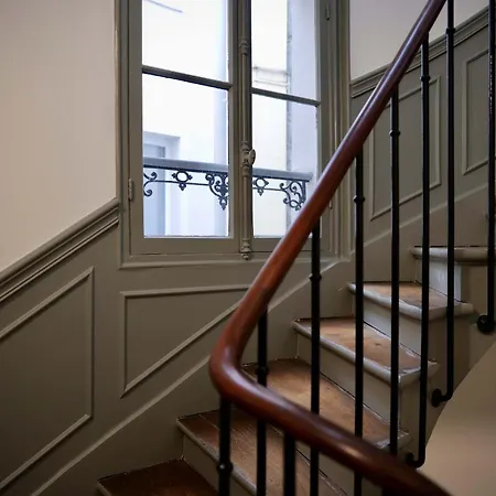 363 Ana- Cosy Center * Paris